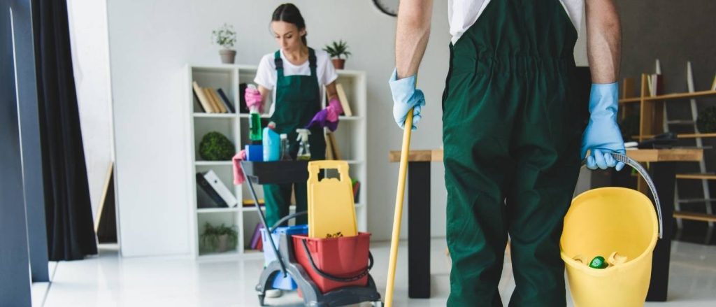 En Interhigiene brindamos un servicio integral de limpieza para empresas e instituciones. Soluciones profesionales, eficientes y a medida.